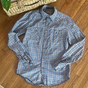 long sleeve snap shirt